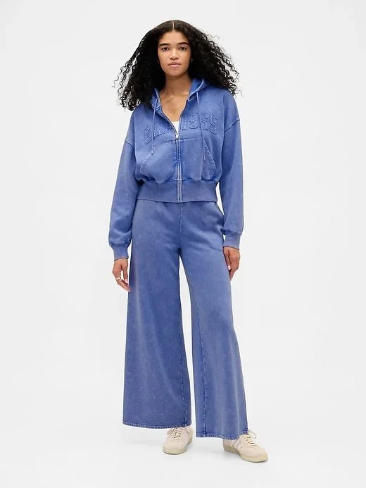 Gap Mosaic Blue Collection - March 2026 — EXTRA MAGIC MINUTES